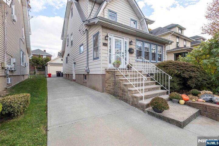 562 Oregon Avenue  Cliffside Park NJ 07010 photo