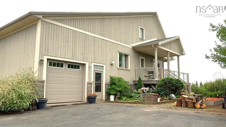 Property Photo: 440 Westwood Boulevard NS B3Z 4K3