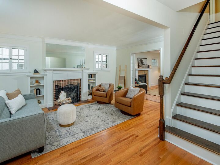 Property Photo:  1840 Stanford Avenue  MN 55105 