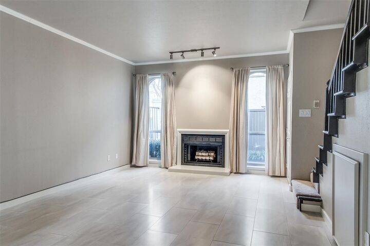 Property Photo: 4229 Cole Avenue 112 TX 75205