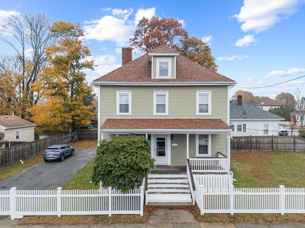 Property Photo:  469 Hillman  MA 02740 