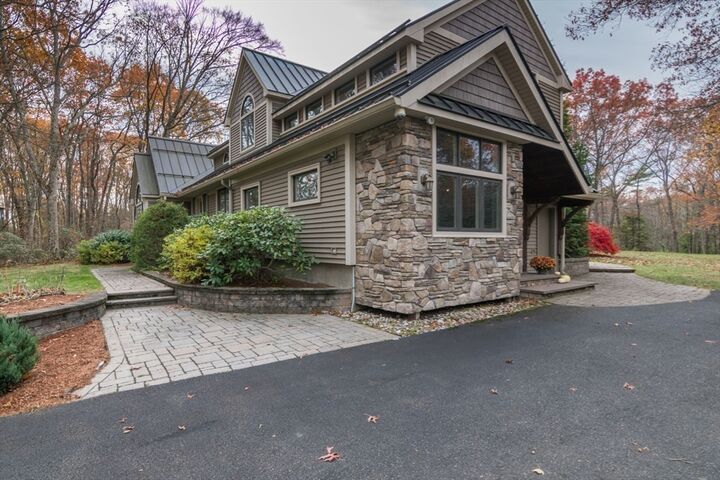 Property Photo:  29 Rattle Hill Rd  MA 01073 