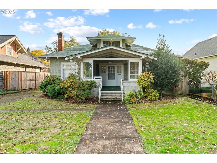 1114 SE Bidwell St  Portland OR 97202 photo