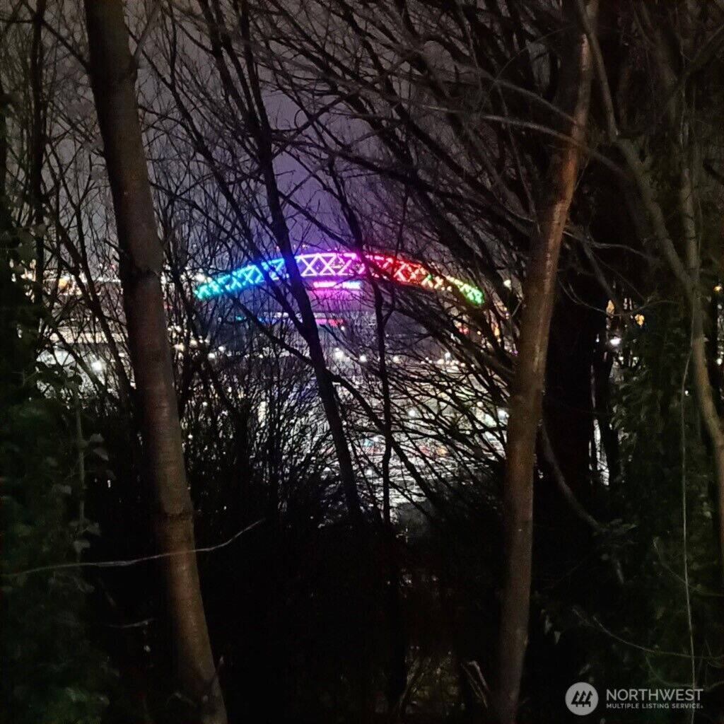 Property Photo:  1311  12th Avenue S C104  WA 98144 