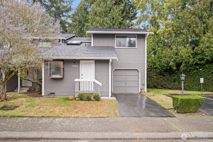 Property Photo:  11254 NE 131st Lane  WA 98034 