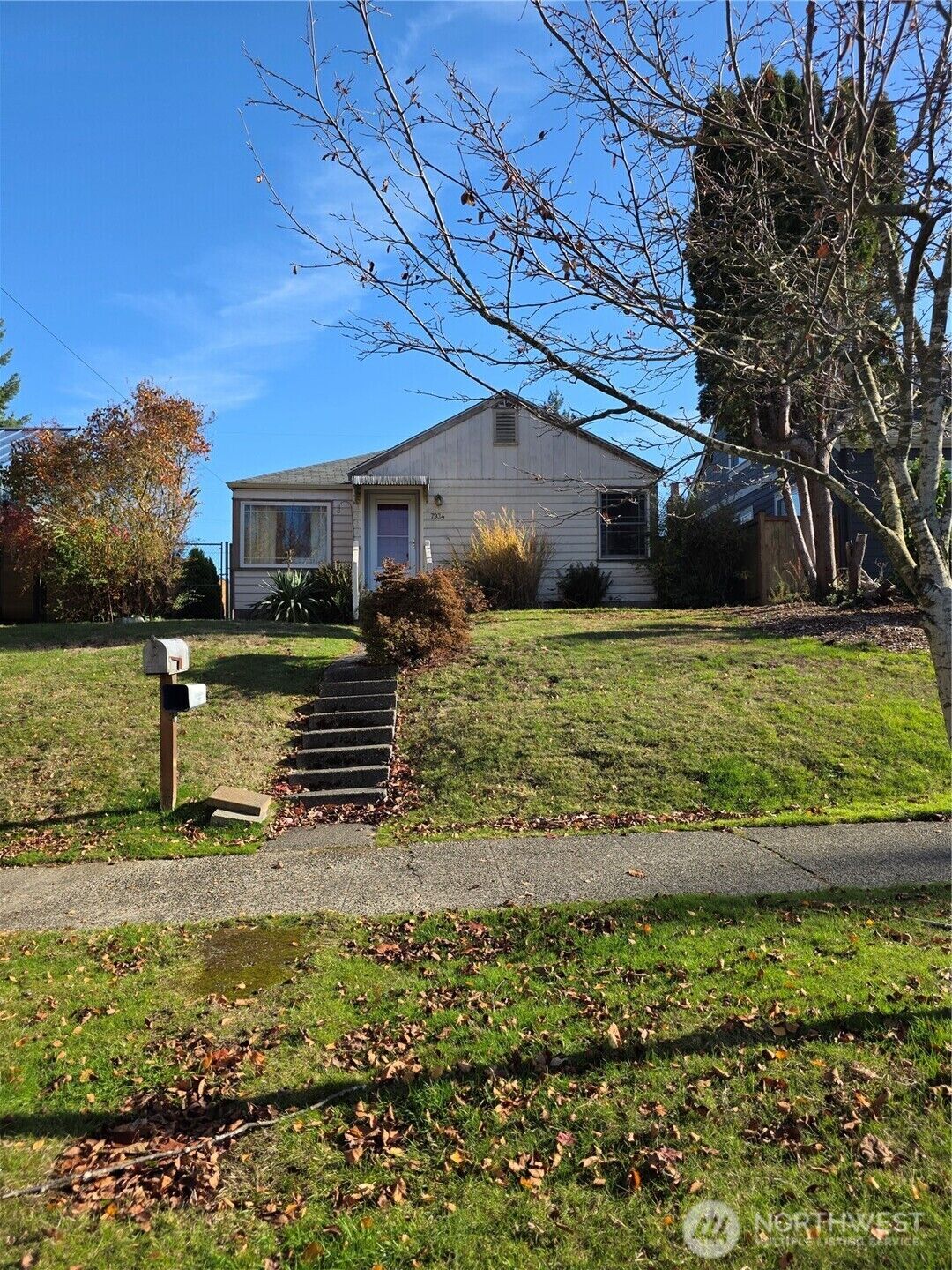 Property Photo:  7934  20th Avenue SW  WA 98106 