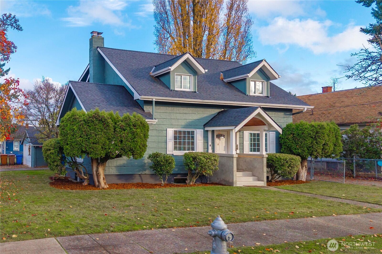 Property Photo:  1001 S Prospect Street  WA 98405 