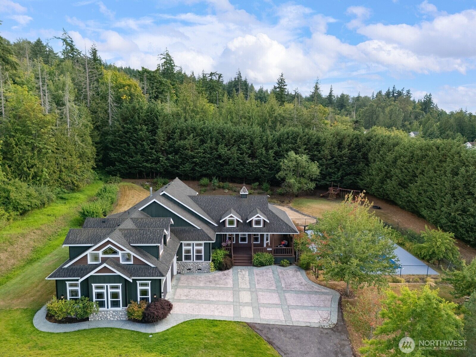 Property Photo:  4224  Dumas Avenue  WA 98229 