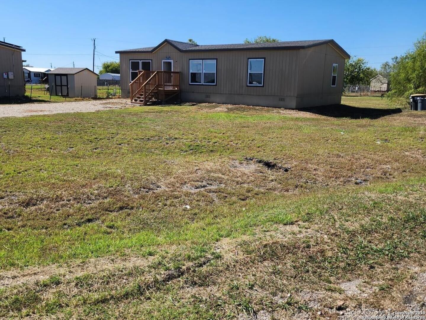 Property Photo: 113 Merganser Cove TX 78666