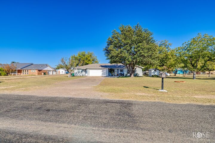 Property Photo: 167 Las Lomas Dr TX 76904