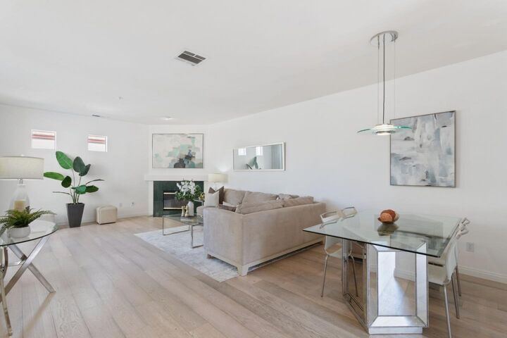 2573 Park Boulevard U204  Palo Alto CA 94306 photo