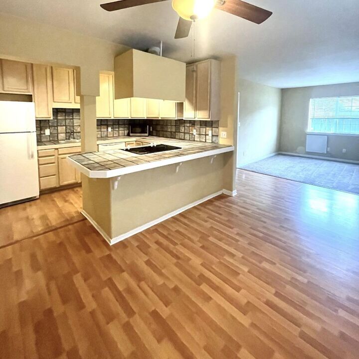 Property Photo:  134 Cypress Street  CA 94061 