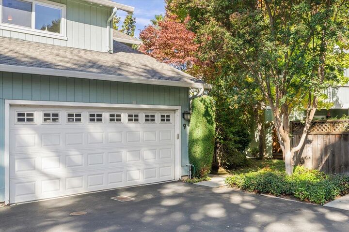 Property Photo:  950 Boranda Avenue 9  CA 94040 