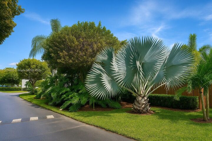 Property Photo: 5752 NW 112th Ct FL 33178