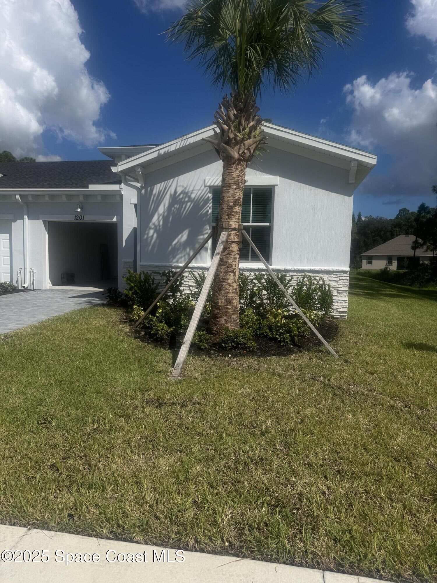 Property Photo: 1201 NW Miraflores Trail NW FL 32907
