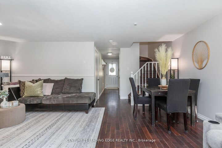 Property Photo:  14 Quail Crescent  ON L4N 6X1 