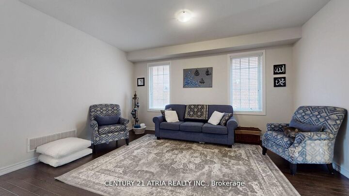 Photo de la propriété:  101 Bonnieglen Farm Boulevard  ON L7C 4B7 