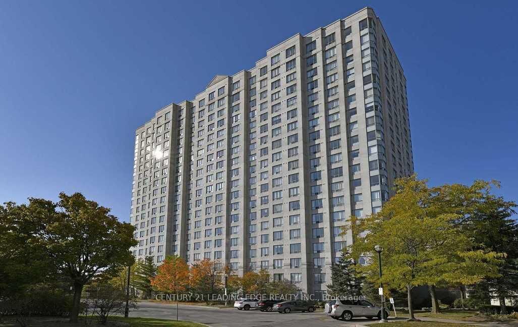 Property Photo: 2627 McCowan Road 502 ON M1S 5T1