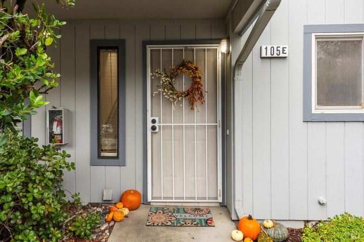 Property Photo:  105 Elbridge Avenue  CA 95425 