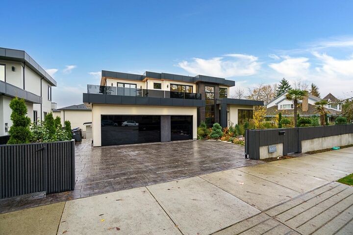 Property Photo:  16427 28 Avenue  BC V3Z 0A9 