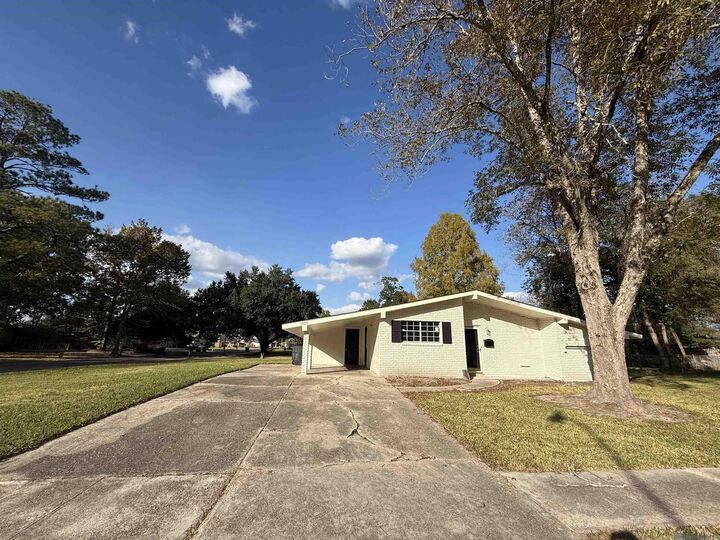 15733 Marjorie Dr  Baton Rouge LA 70819 photo