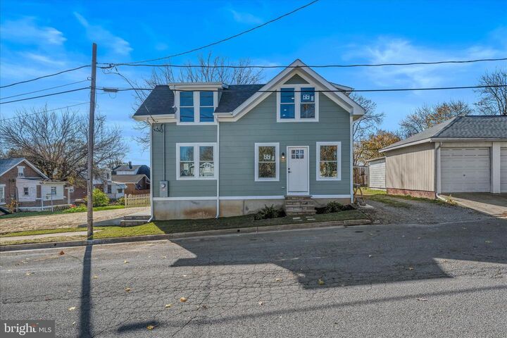 Property Photo:  511 Berry Street  WV 25401 