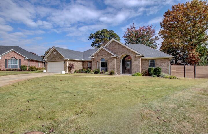 Property Photo:  223 Chantilly Circle  AR 72113 