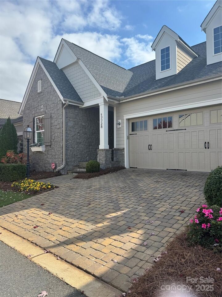 17728 Jetton Green Loop  Cornelius NC 28031 photo