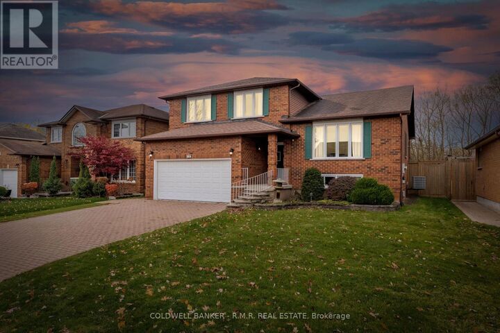 118 Waverly Street North  Oshawa (McLaughlin) ON L1J 8G5 photo