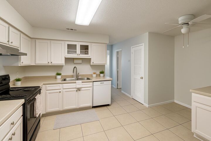 Property Photo: 618 Gap Creek Drive 28 FL 32548