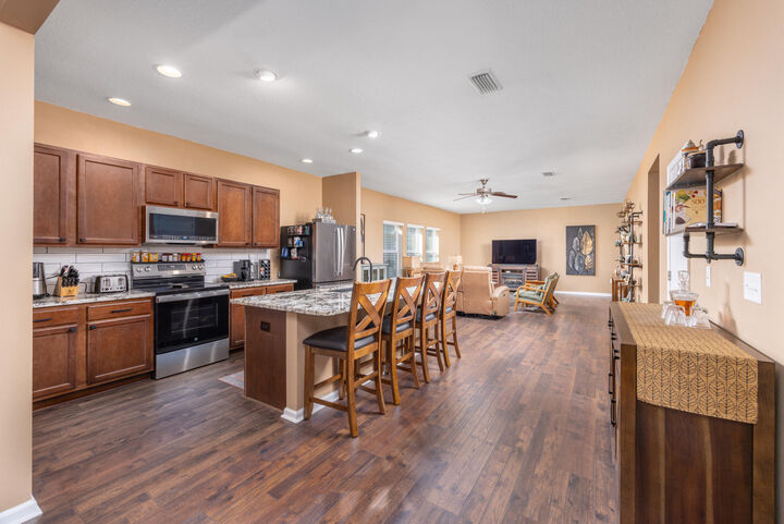 Property Photo: 64 Cornelia Street FL 32439