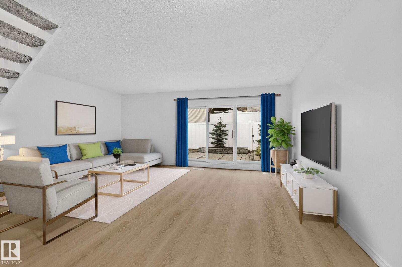 Property Photo: 3F Meadowlark Village NW AB T5R 5X3