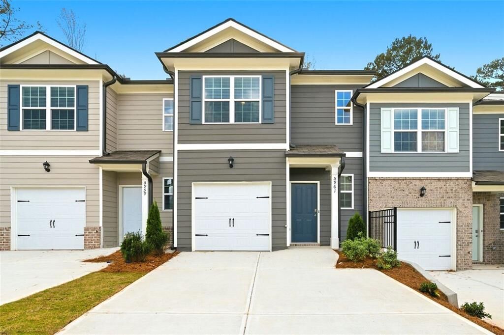 Property Photo:  5961 Skylar Drive  GA 30331 