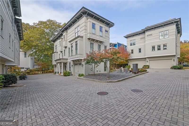 Property Photo: 151 Flat Shoals Avenue SE 14 GA 30316