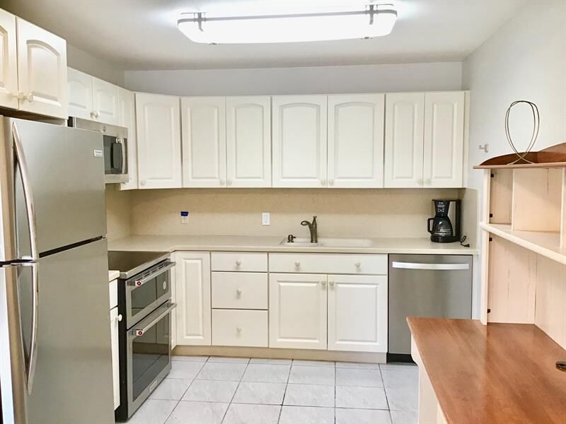 Property Photo: 1004 Newcastle A 1004 FL 33434