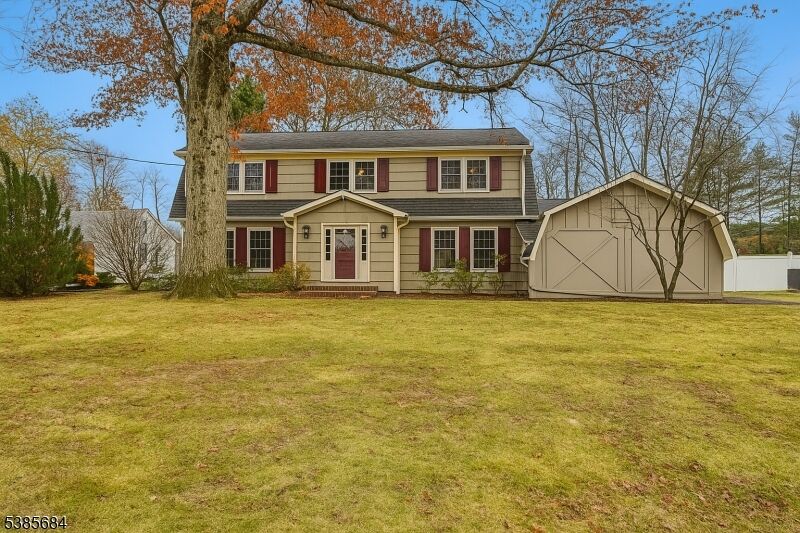 Property Photo:  19 Juniper Way  NJ 07920 