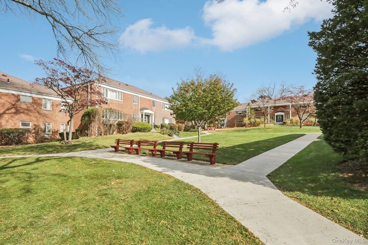 40 Lawrence Drive A  White Plains NY 10603 photo