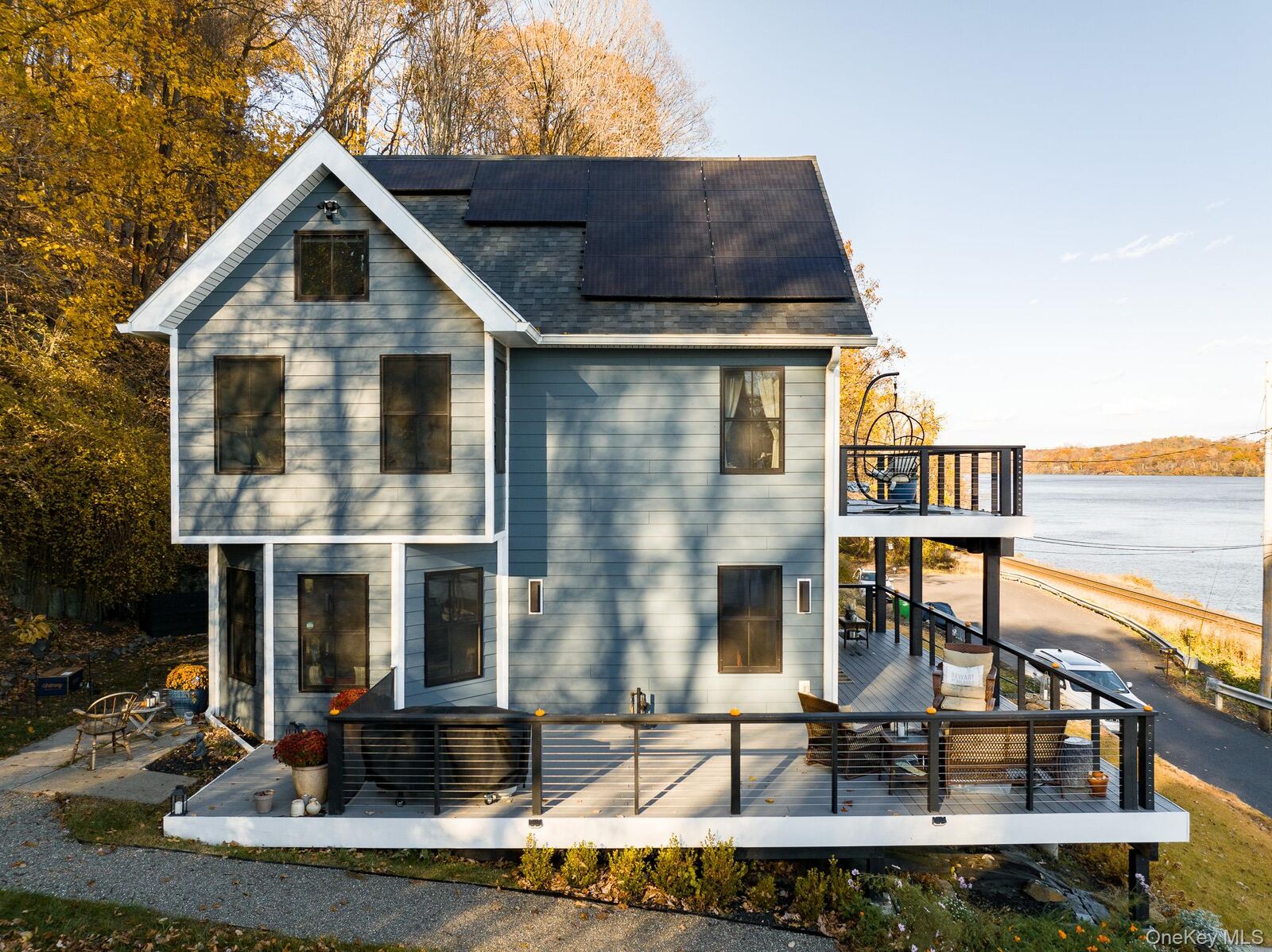 Property Photo:  5 Willow Dock Road  NY 12528 