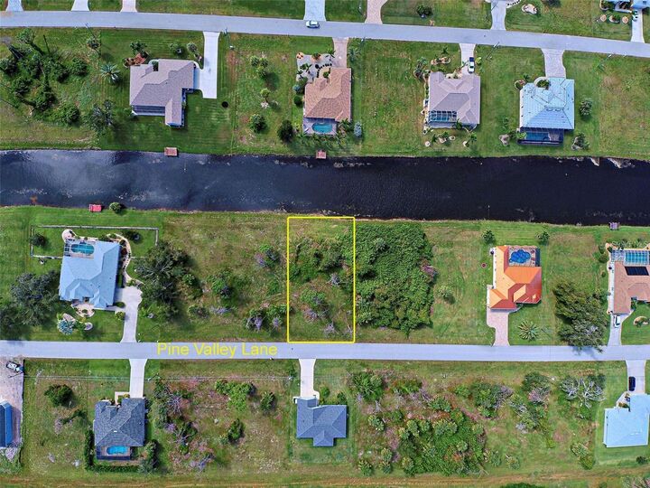 Property Photo: 26 Pine Valley Lane FL 33947