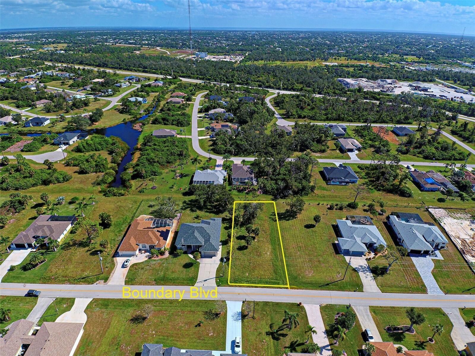 Property Photo: 859 Boundary Boulevard FL 33947