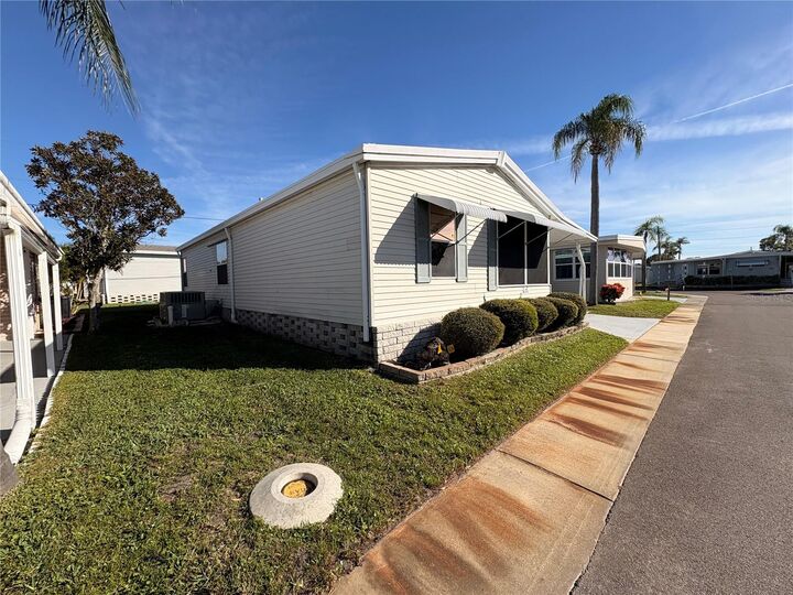 Property Photo:  34089 Alamanda Drive N  FL 33781 