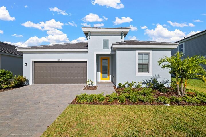 Property Photo:  10368 Fieldstone Myrtle Way  FL 33576 