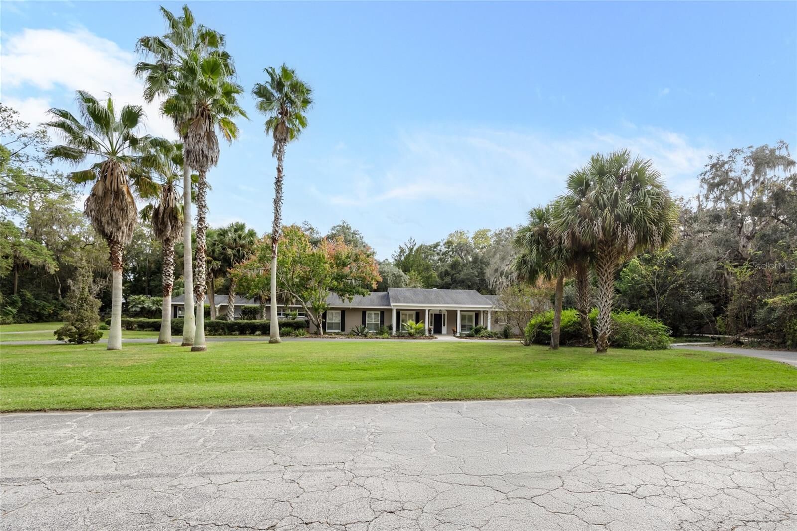 Property Photo:  7911 SW 36th Avenue  FL 32608 