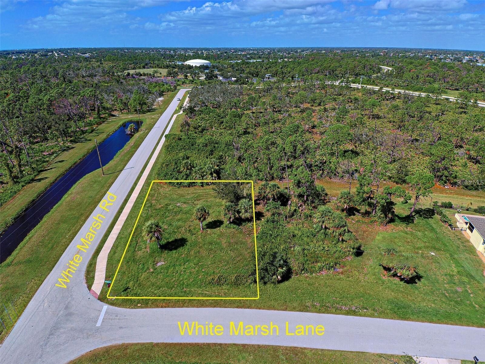 Property Photo: 147 White Marsh Lane FL 33947