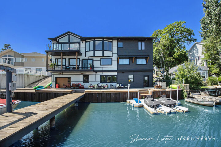 Property Photo: 204 Lake Street MI 49415