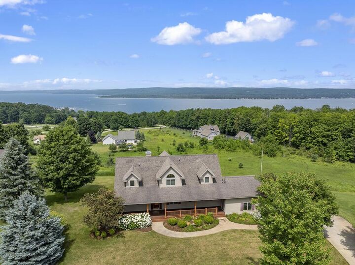Property Photo: 136 Lakeridge Trail MI 49712
