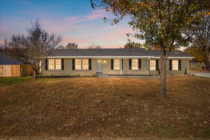 Property Photo:  502 8th St  TN 38464 