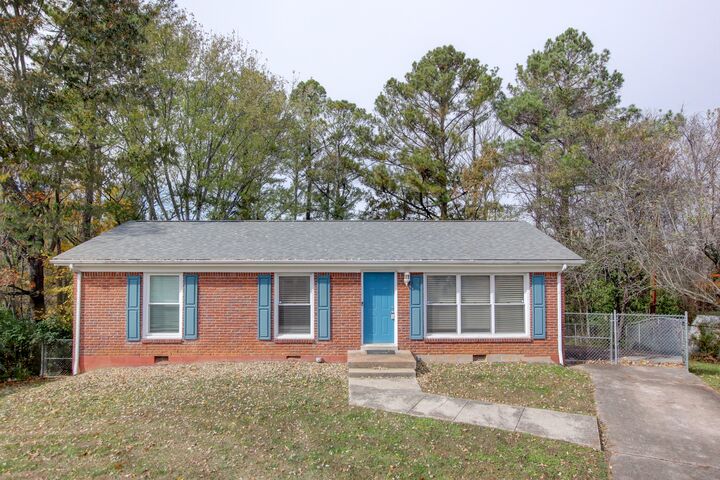 Property Photo:  665 Shelton Ct  TN 37040 