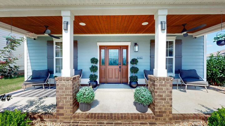 Property Photo:  1217 Westlawn Blvd  TN 37128 