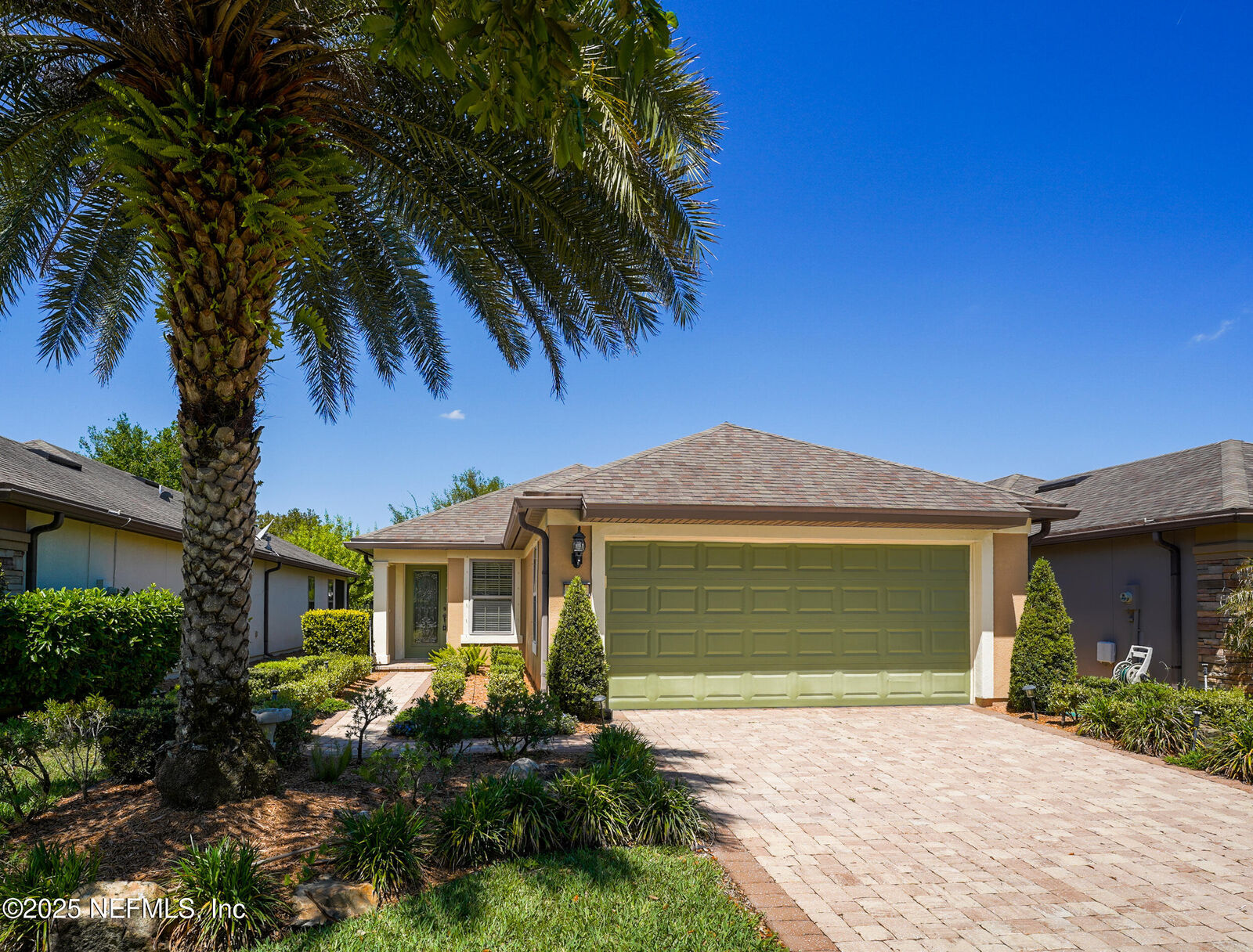 Property Photo: 39 Cypress Bay Drive FL 32081